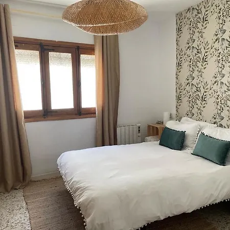 Casa Arbol Holiday home Pedro Bernardo